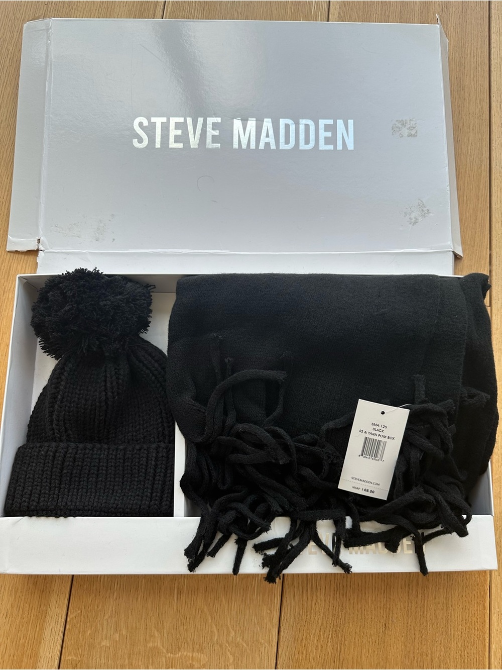 Steve Madden Black Knit Beanie & Scarf Set NWT